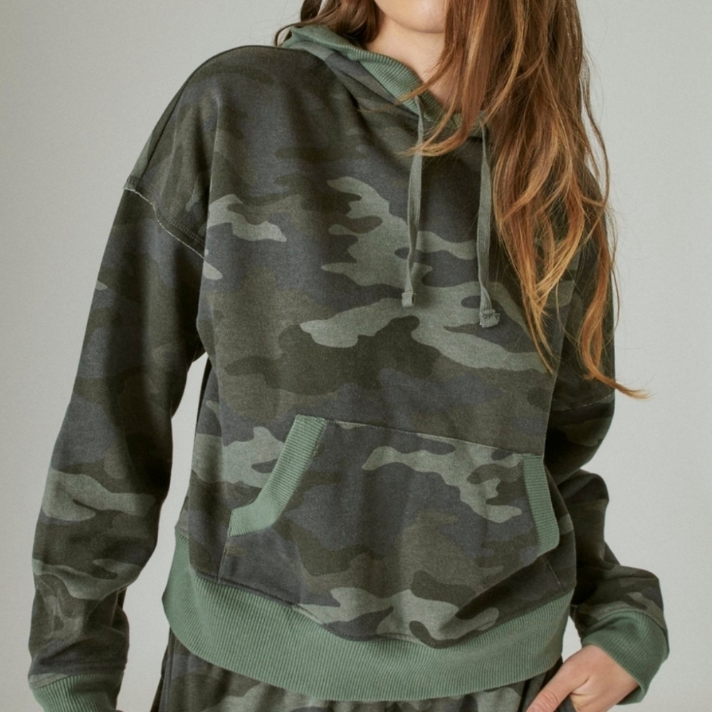 Lucky Brand NWT Camo Chill at Home Hoodie Size XL - Picture 2 of 9